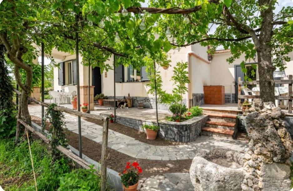 Etna, Salvia E Rosmarino Villa Maletto Eksteriør bilde